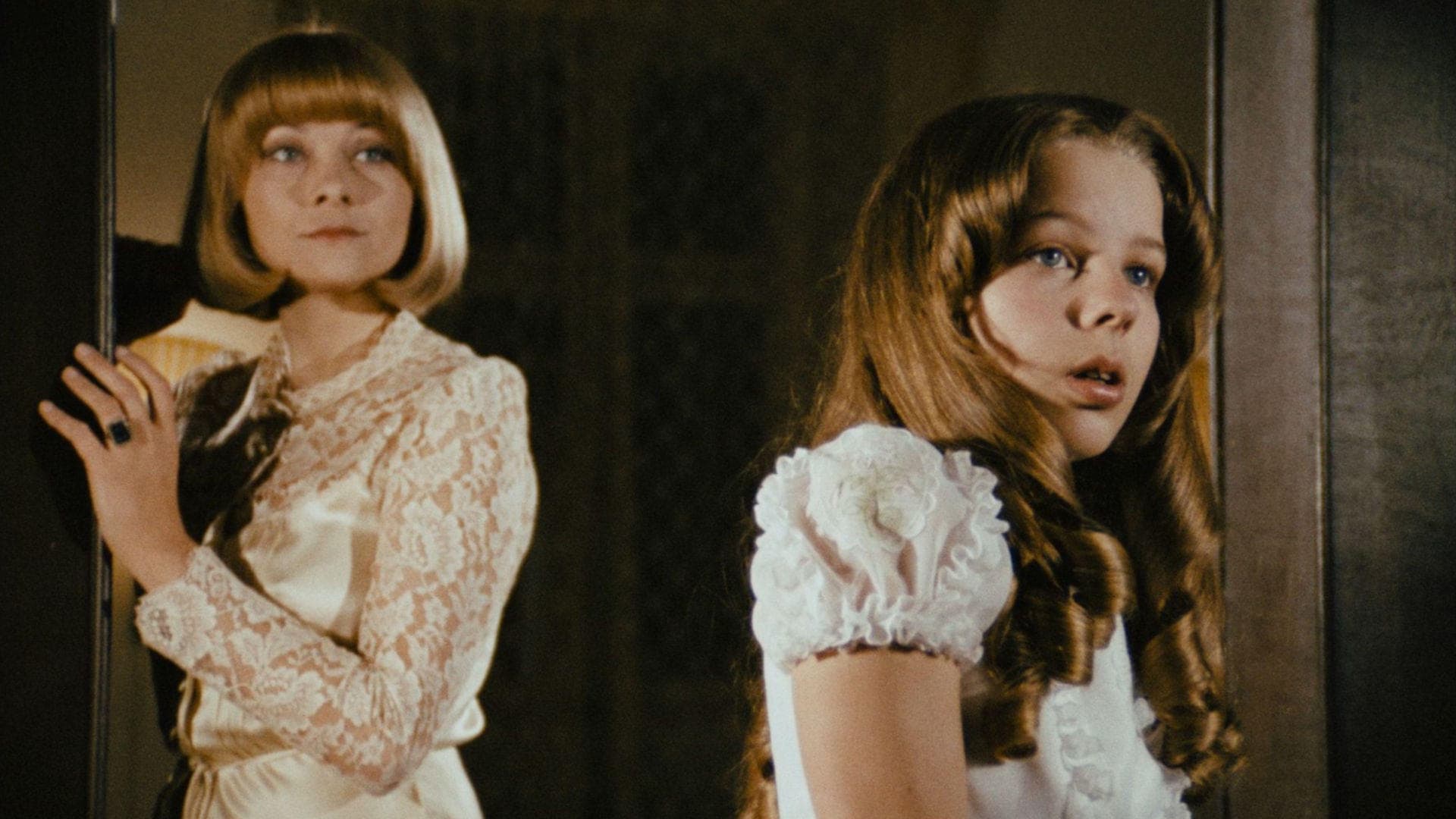 Chinese Roulette backdrop